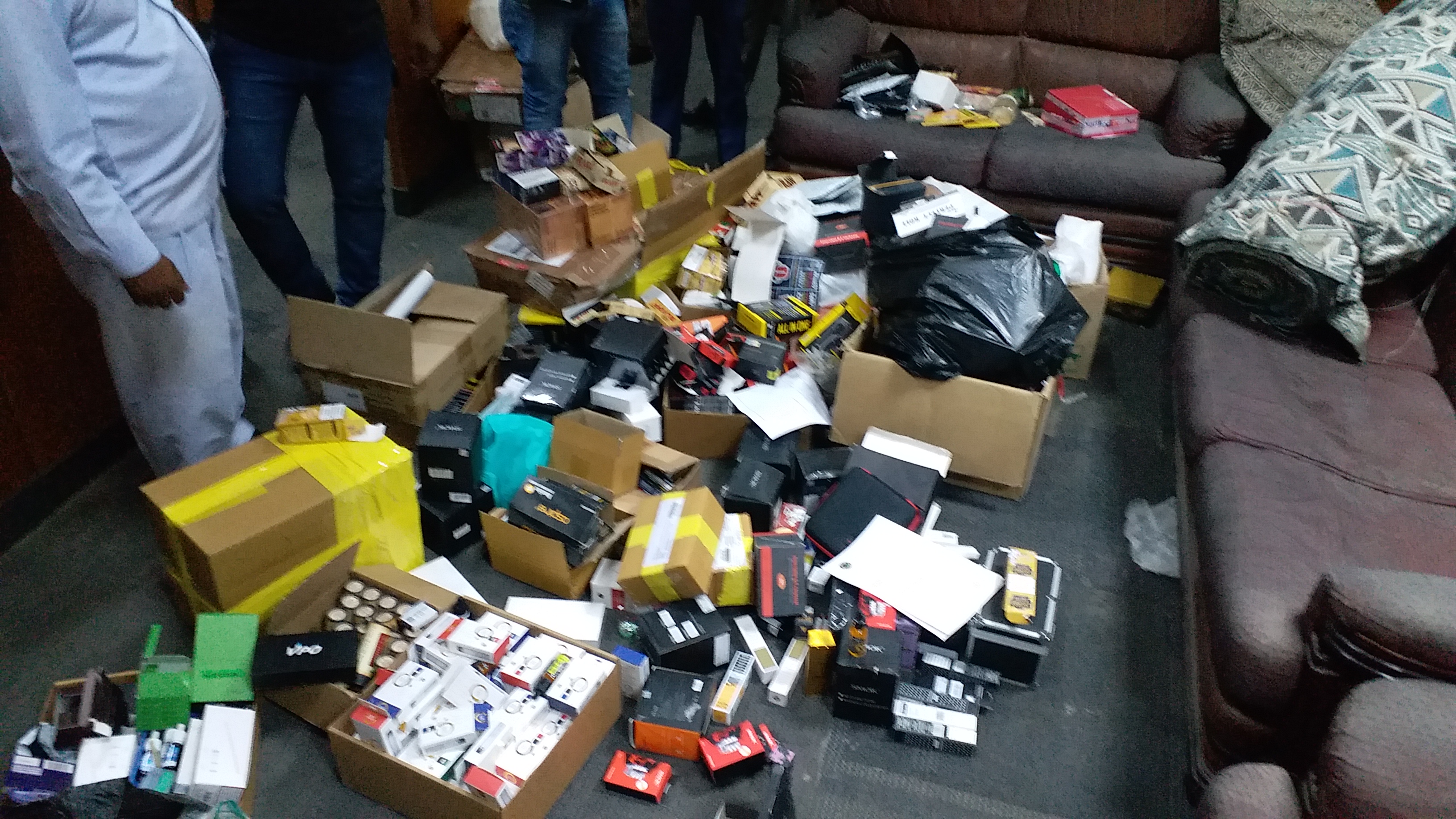 City Magistrate raids on illegal e-cigarette factory in Noida