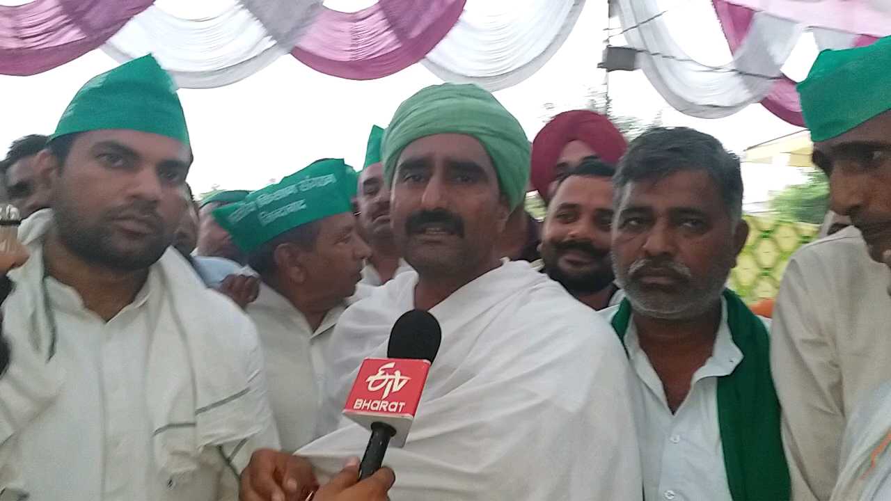 Negotiations with the central government failed with farmers BKU noida