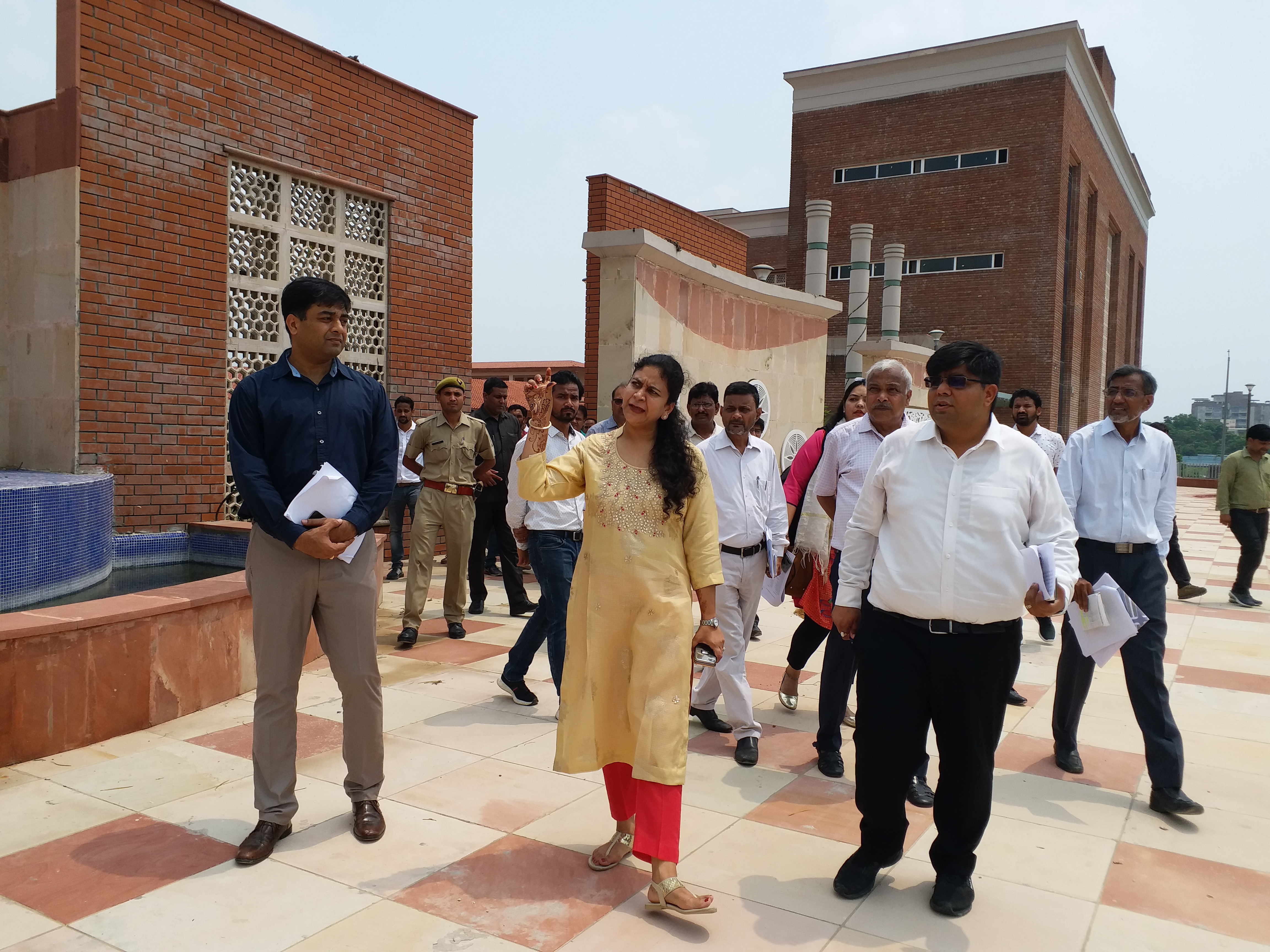 CEO Ritu Maheshwari did a surprise inspection