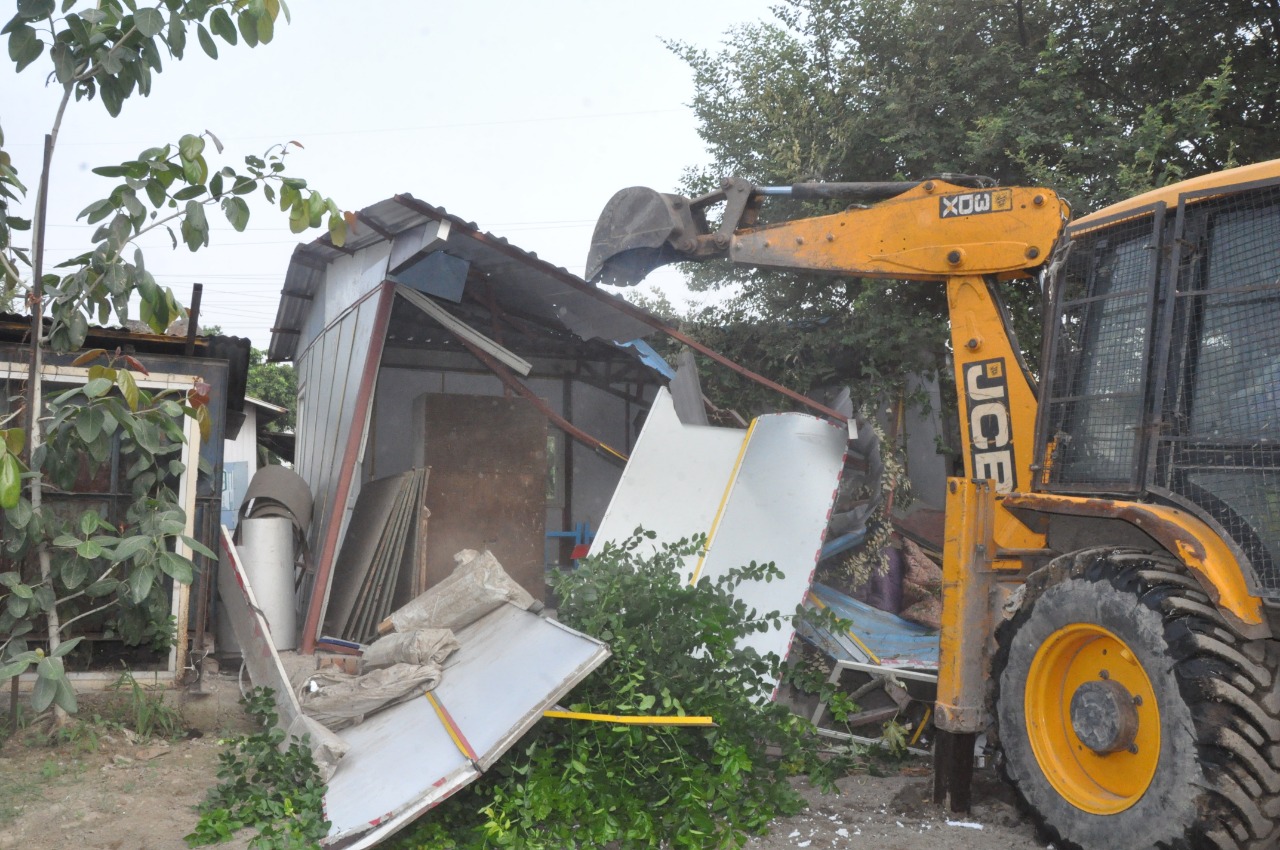 Noida Authority freed occupied land worth Rs 22