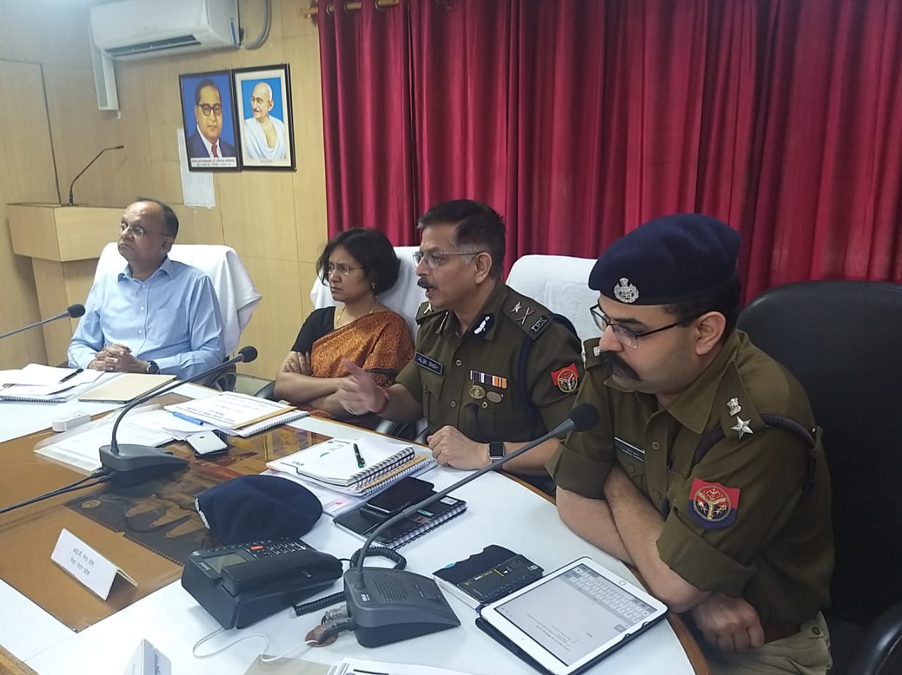 IG held meeting to maintain law n order in Gatuambudh Nagar after Ayodhya verdict