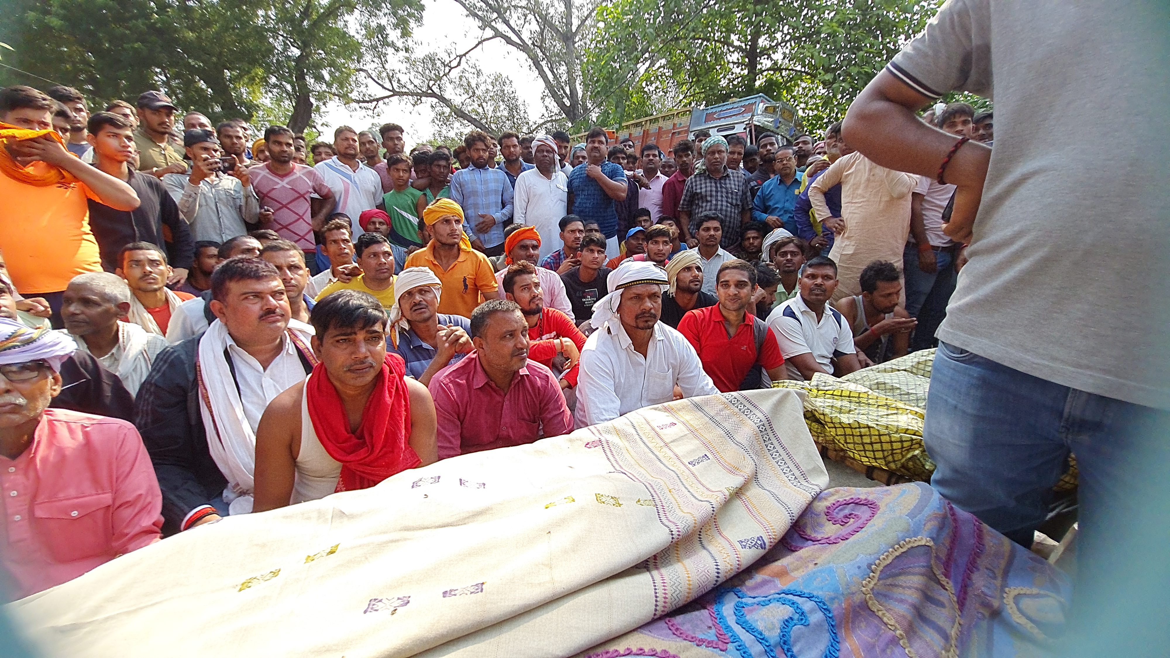 road-accident-in-ghazipur