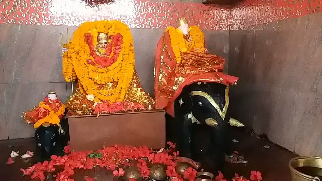 तरकुलहा  मंदिर