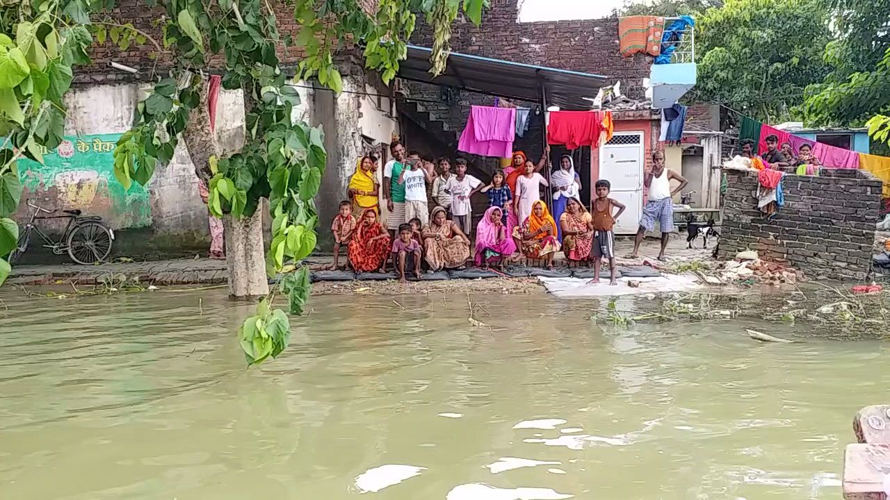 बाढ़ से प्रभावित गांव