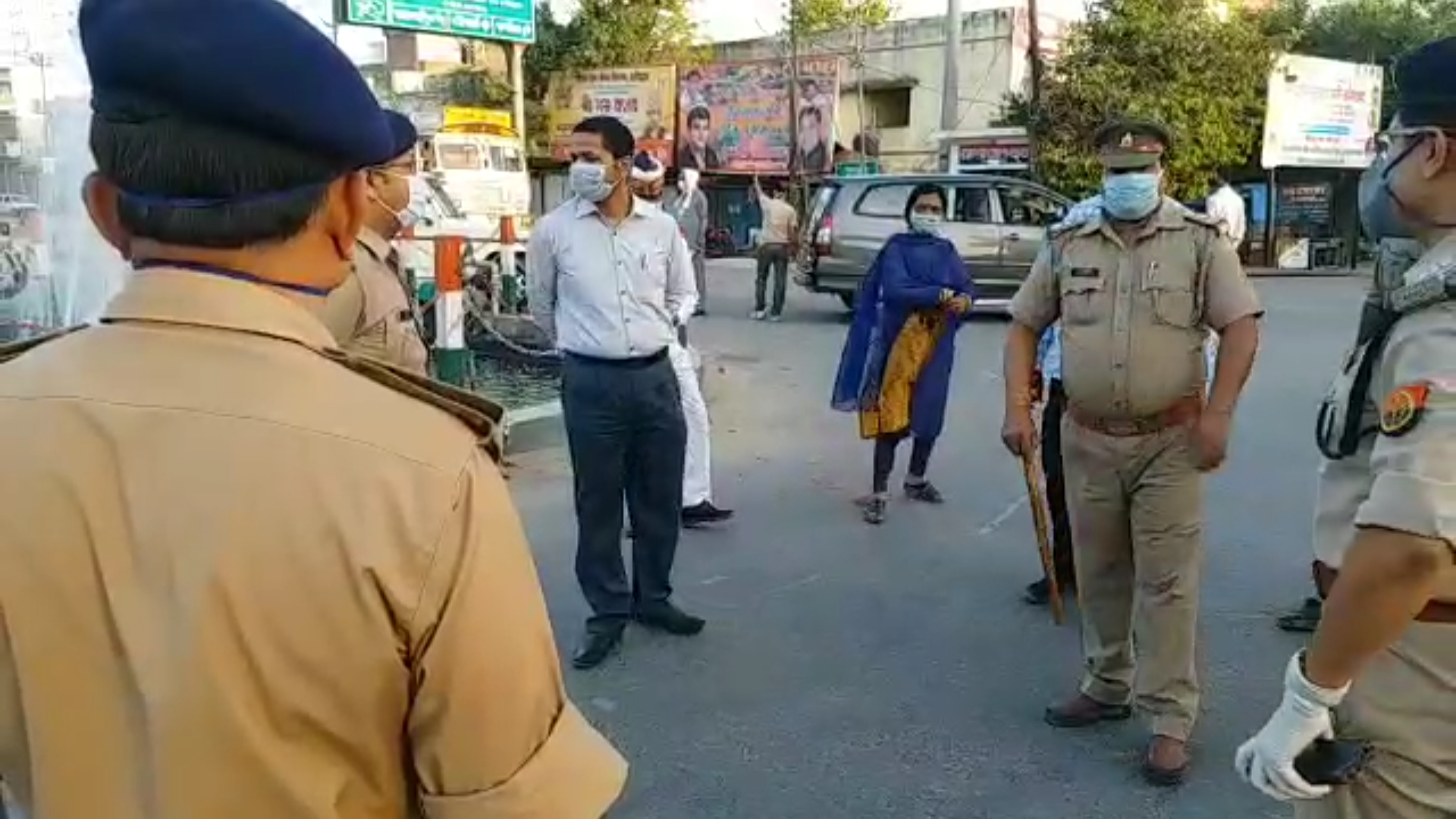 ADM Hardoi inspecting the spot on Sunday