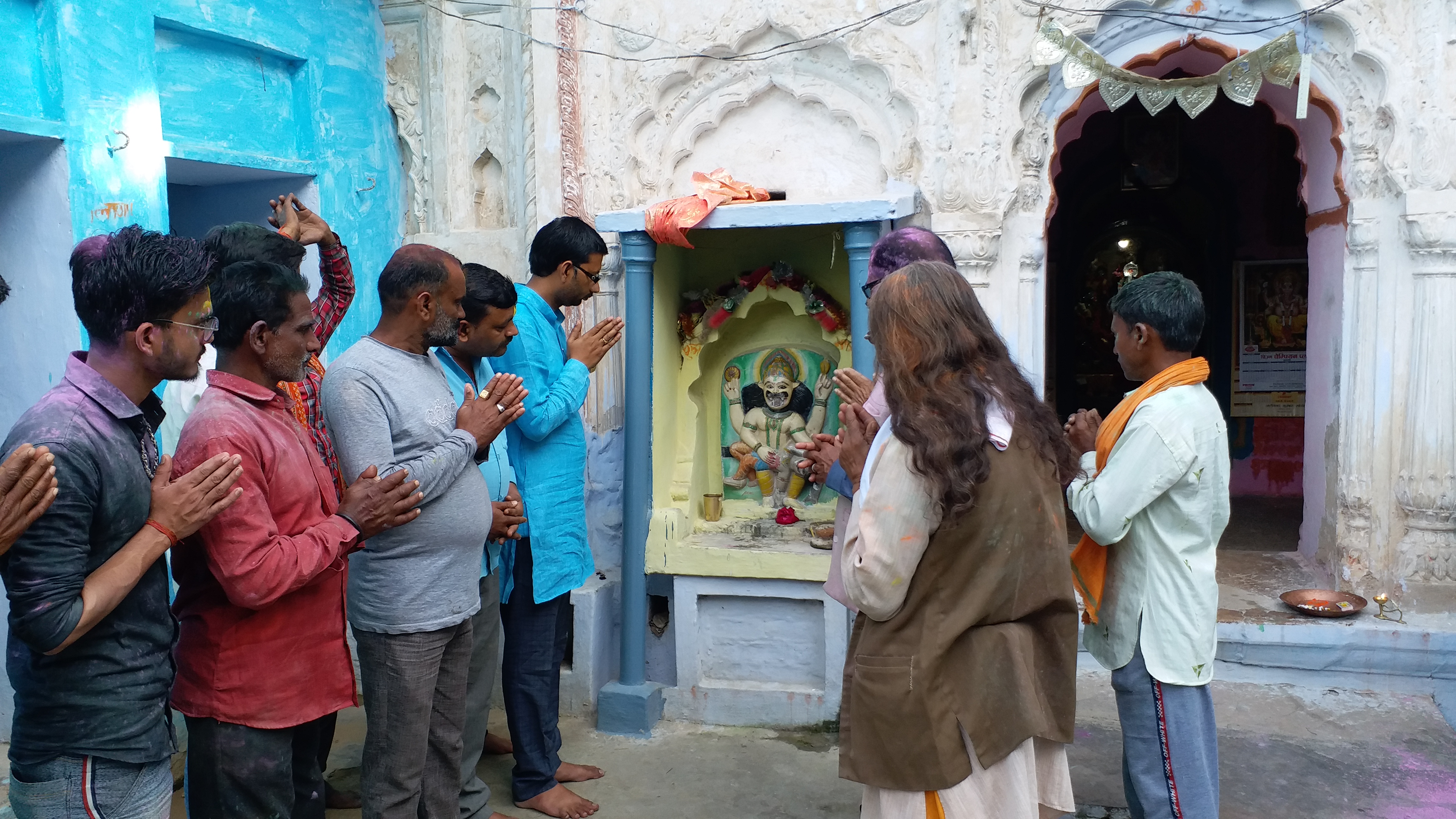 झांसी के एरच कस्बे से शुरू हुई थी होली.