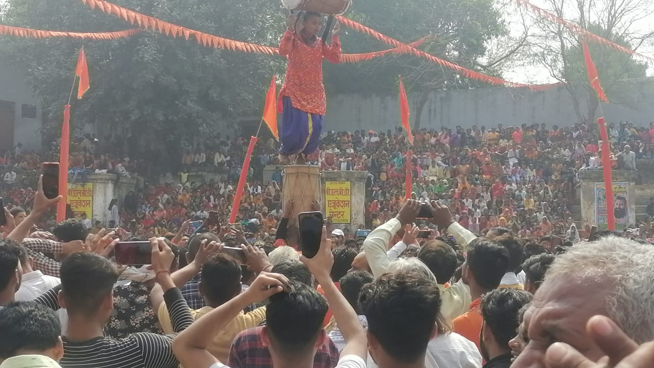 घाटमपुर की जनता बनी बराती