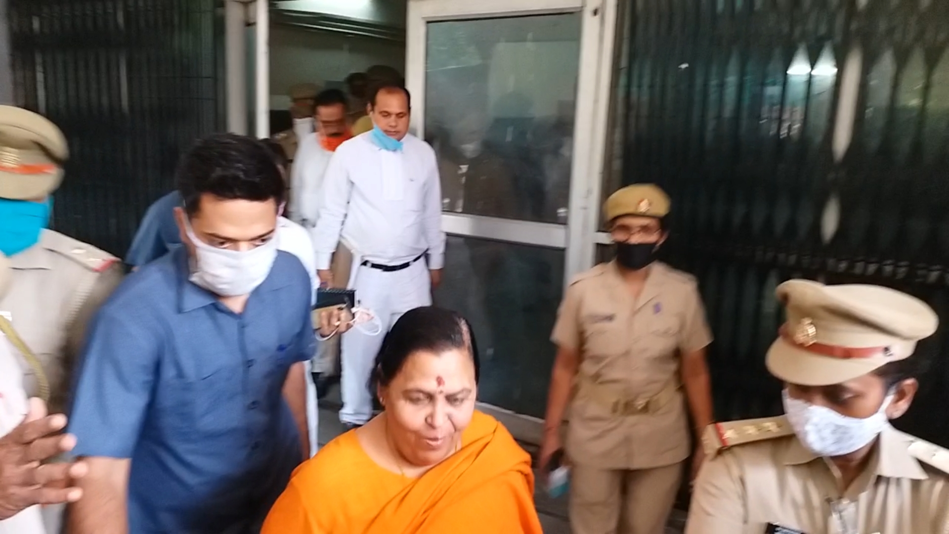 uma bharti appeared in cbi court lucknow