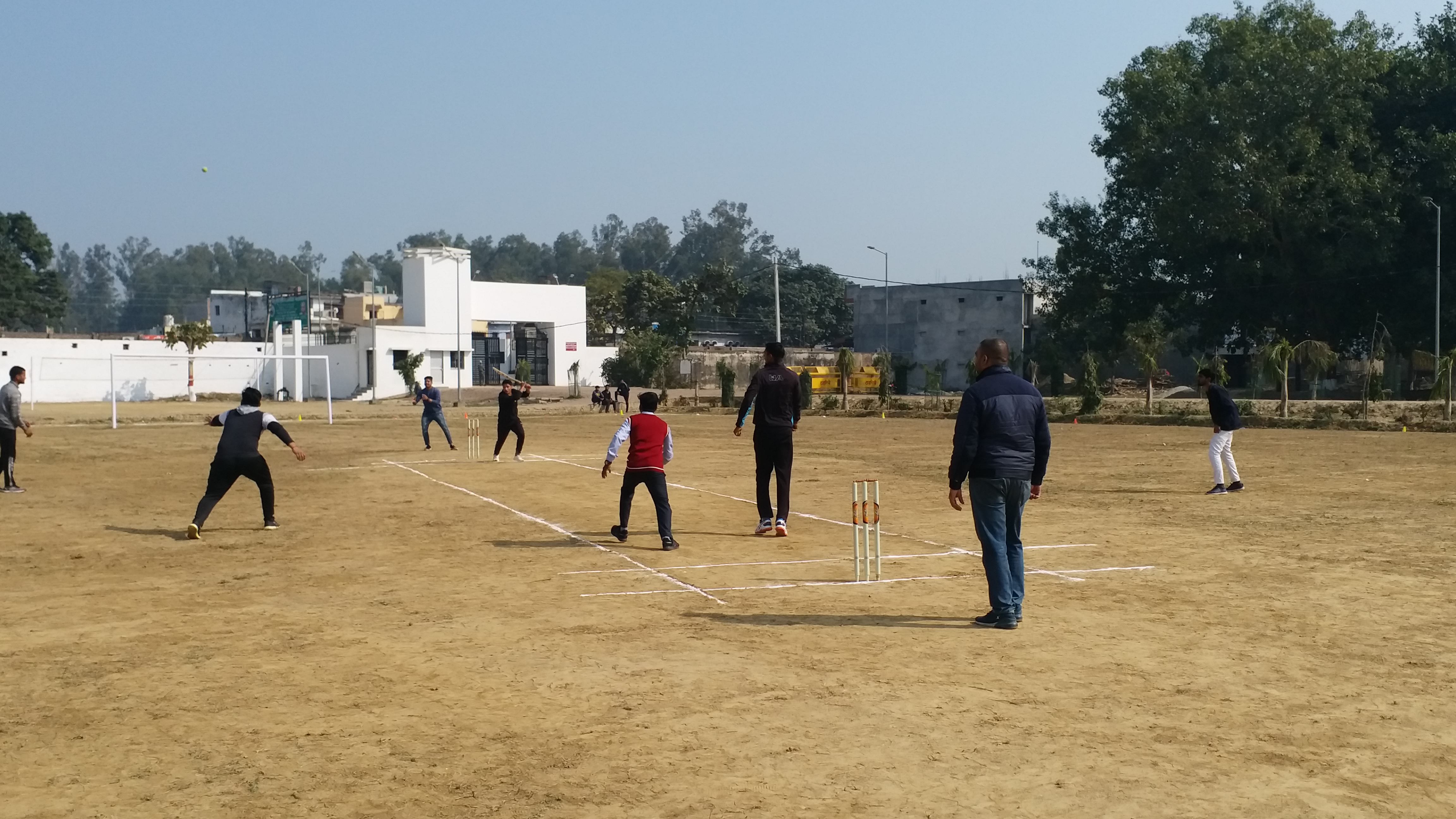 वार्षिक खेलकूद प्रतियोगिता हुई शुरू.