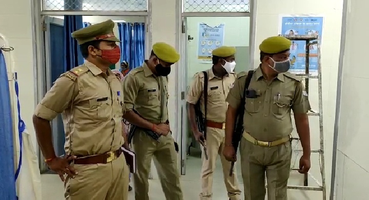 मौके पर पहुंची पुलिस