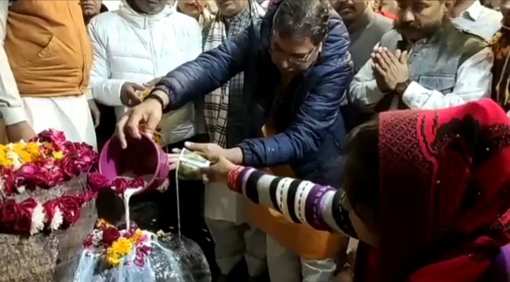 'अयोध्या में प्रभुराम, काशी में विश्वनाथ मंदिर निर्माण के बाद मथुरा में कान्हा का मंदिर हर हिंदू हृदय की पुकार'