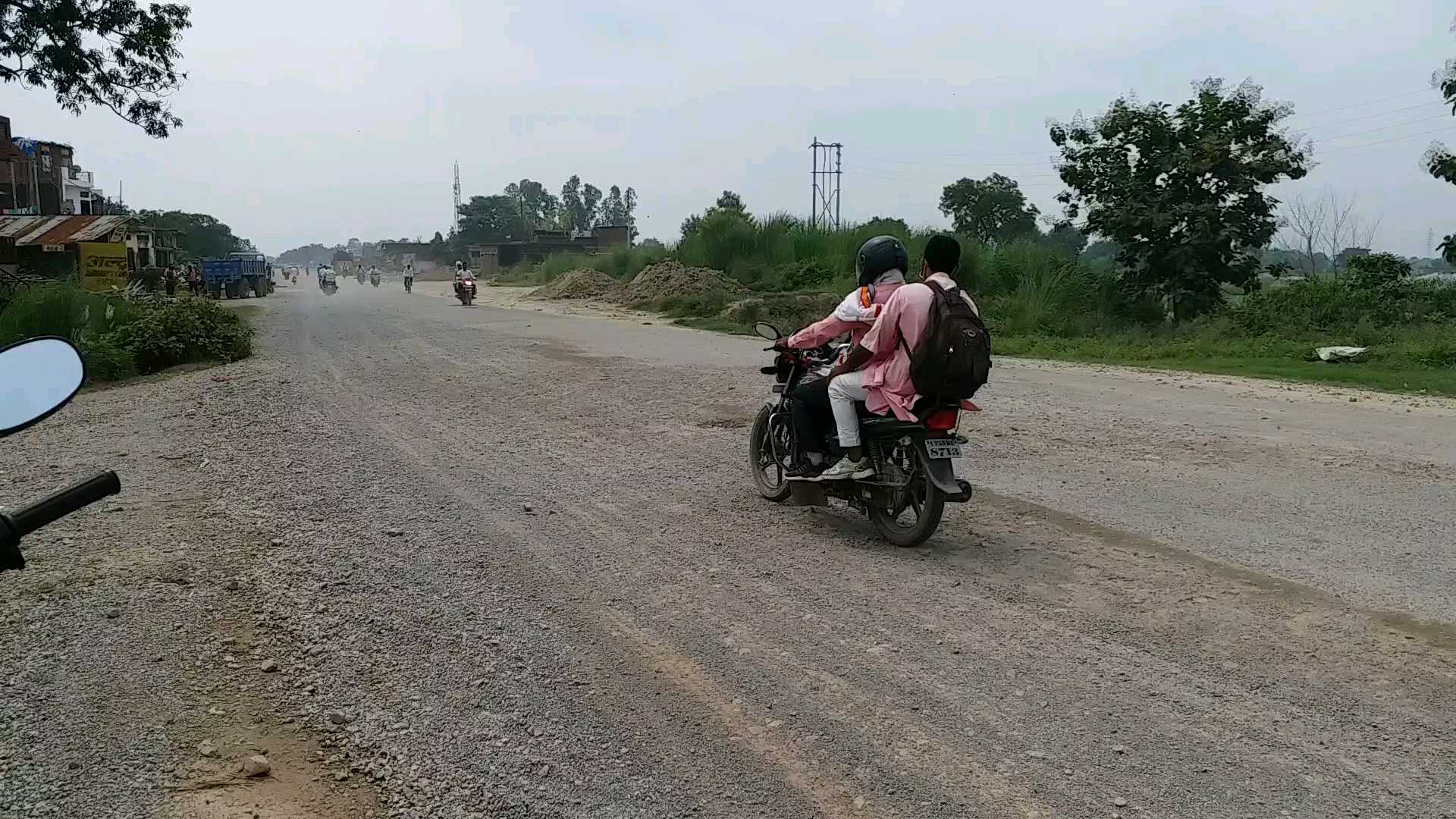 people are worried about the dilapidated condition of the roads in mau uttar pradesh