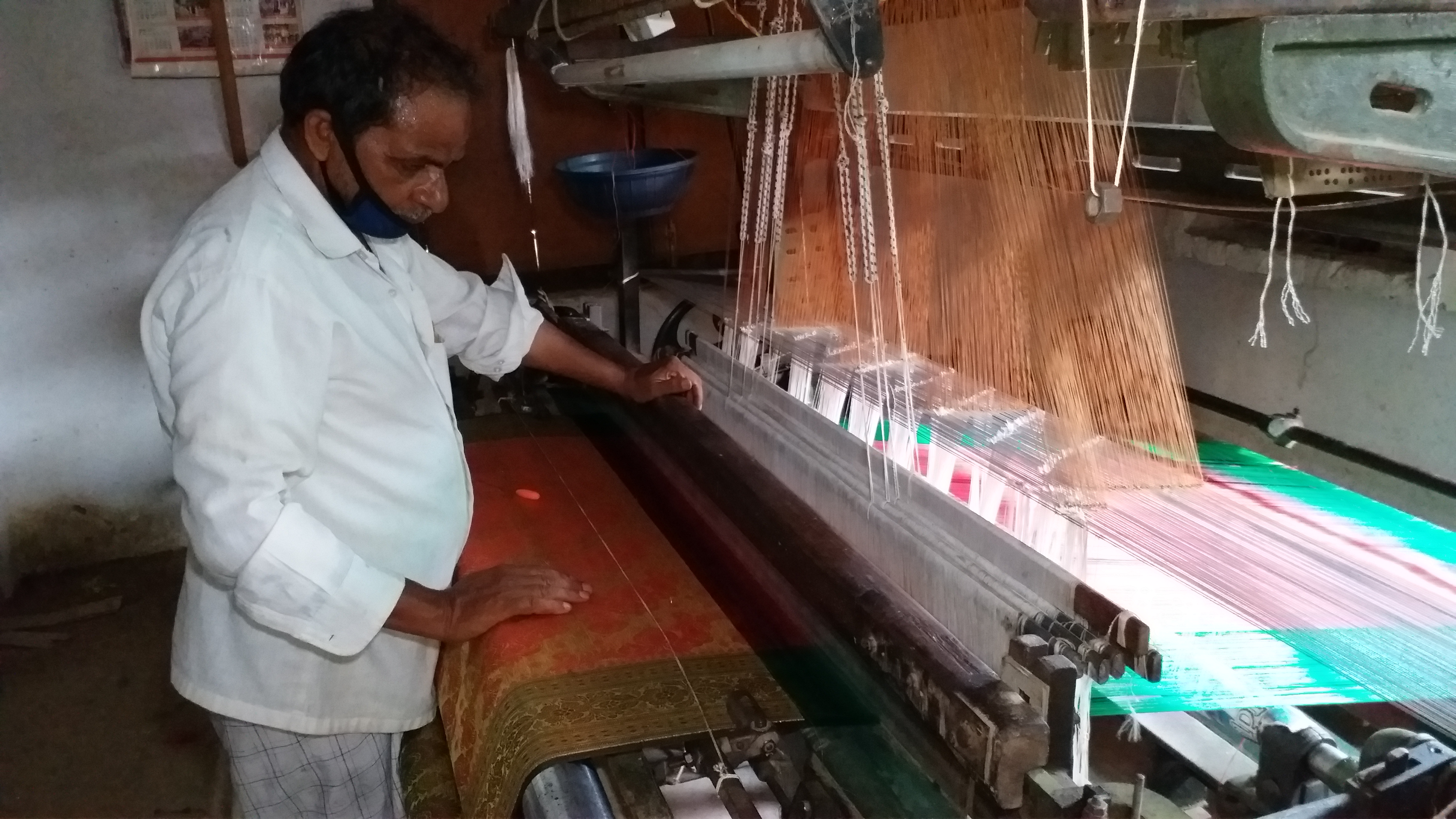 mirzapur handloom industries special story