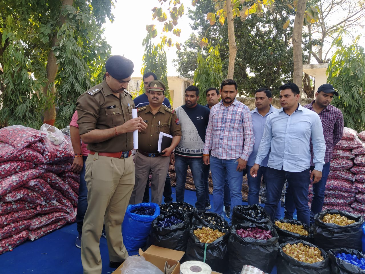 Police arrested four smugglers with illegal liquor equipment worth crores of rupees