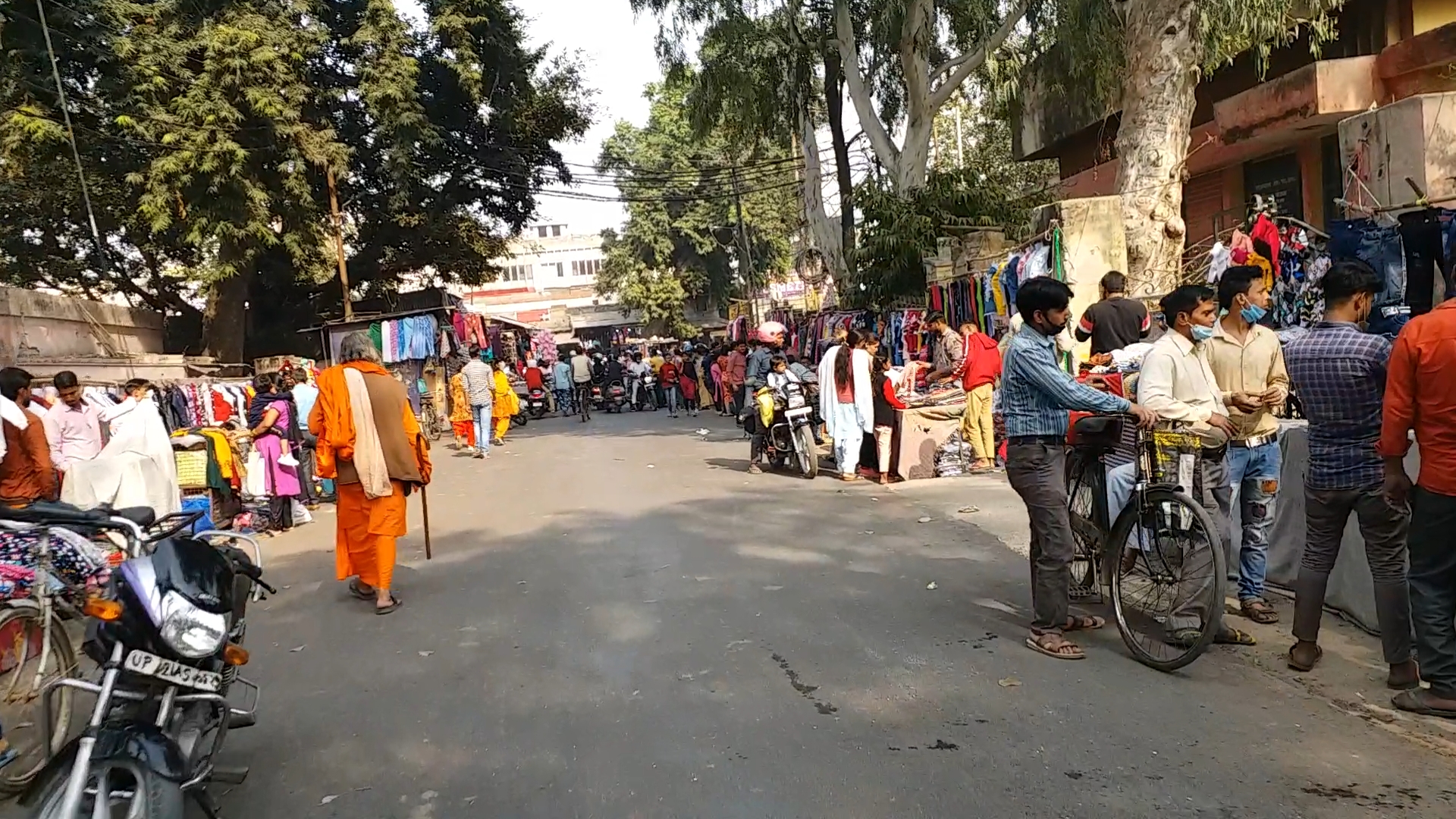 effect of downturn in markets of Muradabad on occasion of Diwali