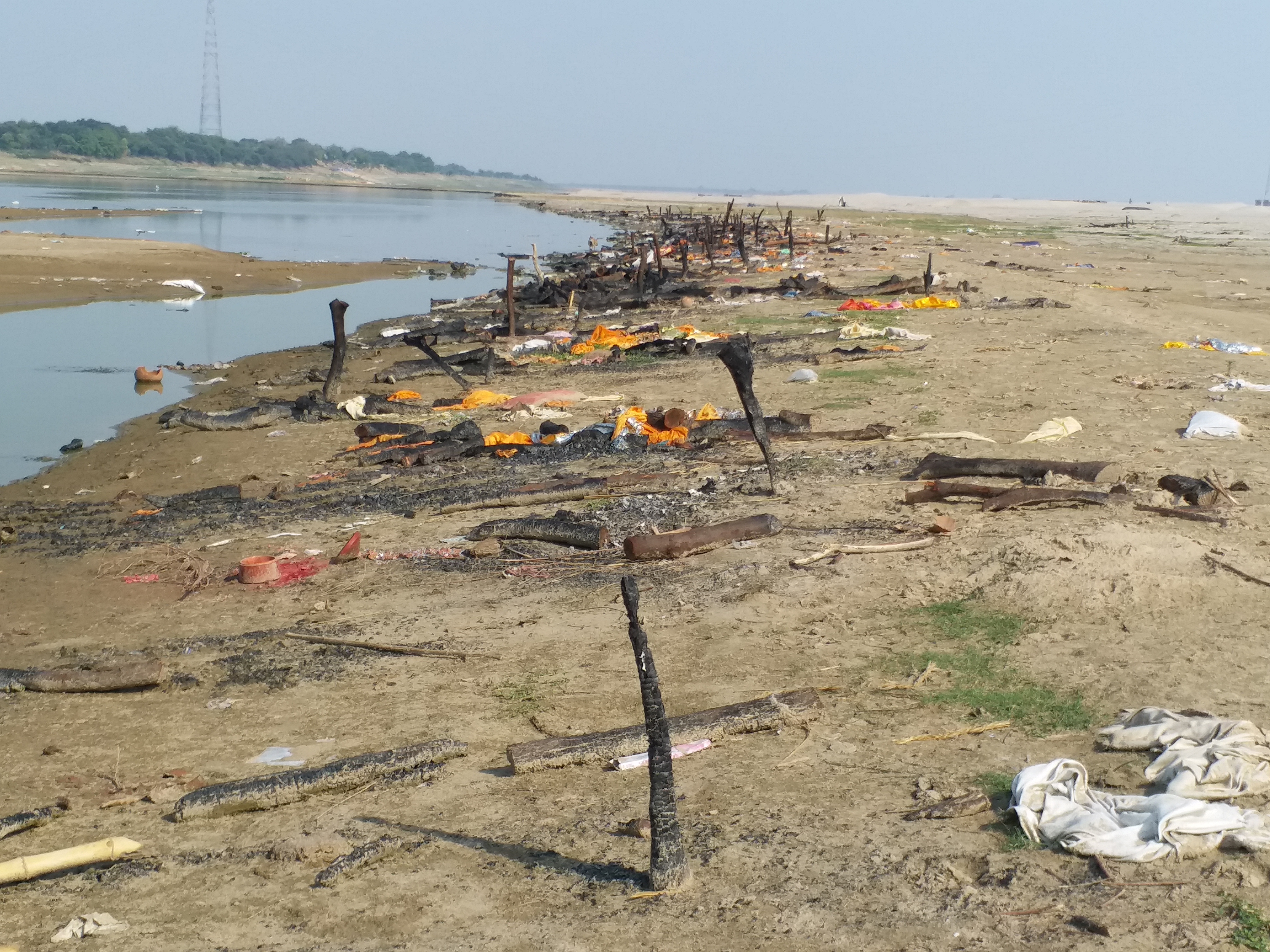 Bodies in ganga