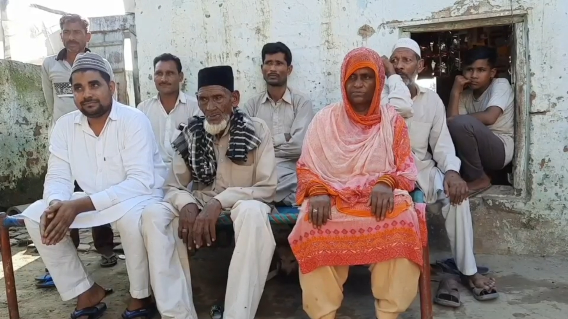 रामपुर 90 साल का दूल्हा 75 साल की दुल्हन ने रचाई शादी