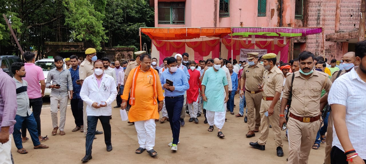 स्वास्थ्य मंत्री जय प्रताप सिंह पहुंचे सिद्धार्थनगर.