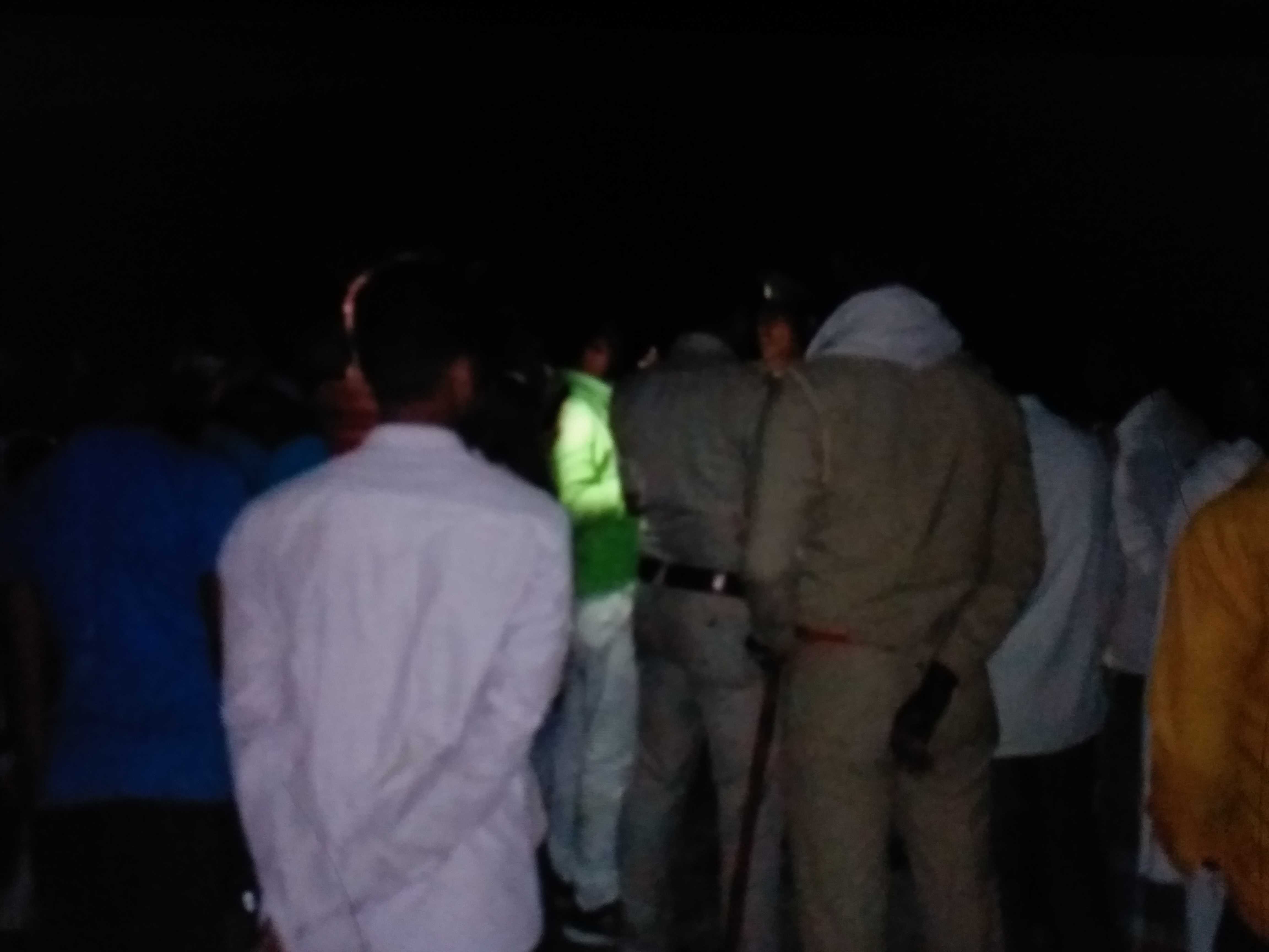 miscreants shot tempo driver in sultanpur