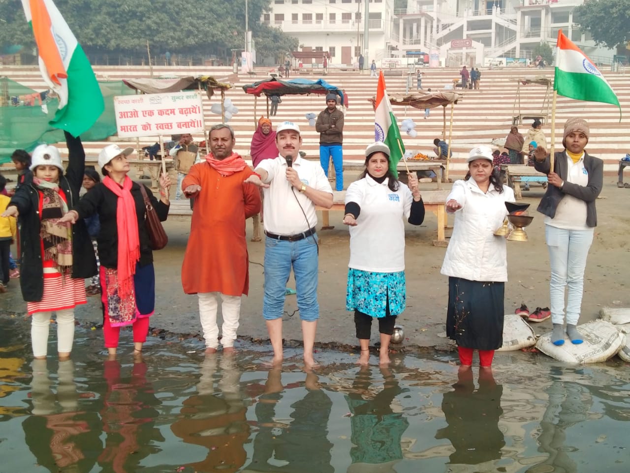 namami gange carried out a cleanliness drive