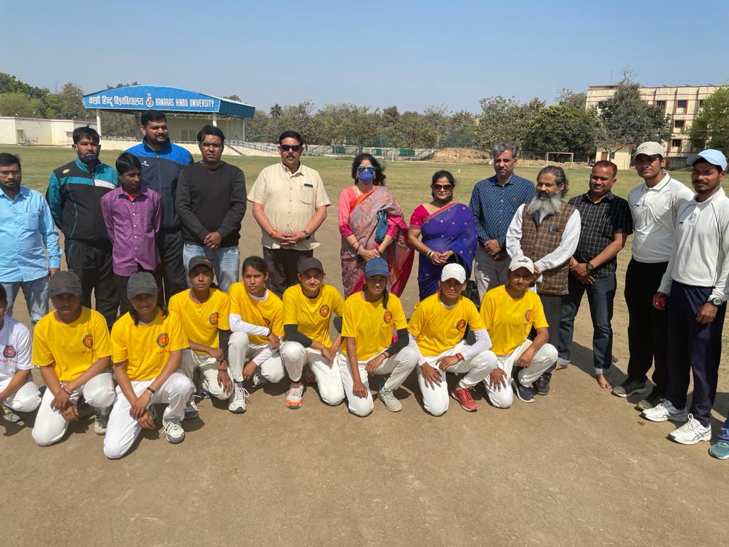 एक दिवसीय बालिका क्रिकेट मैच का हुआ आयोजन.