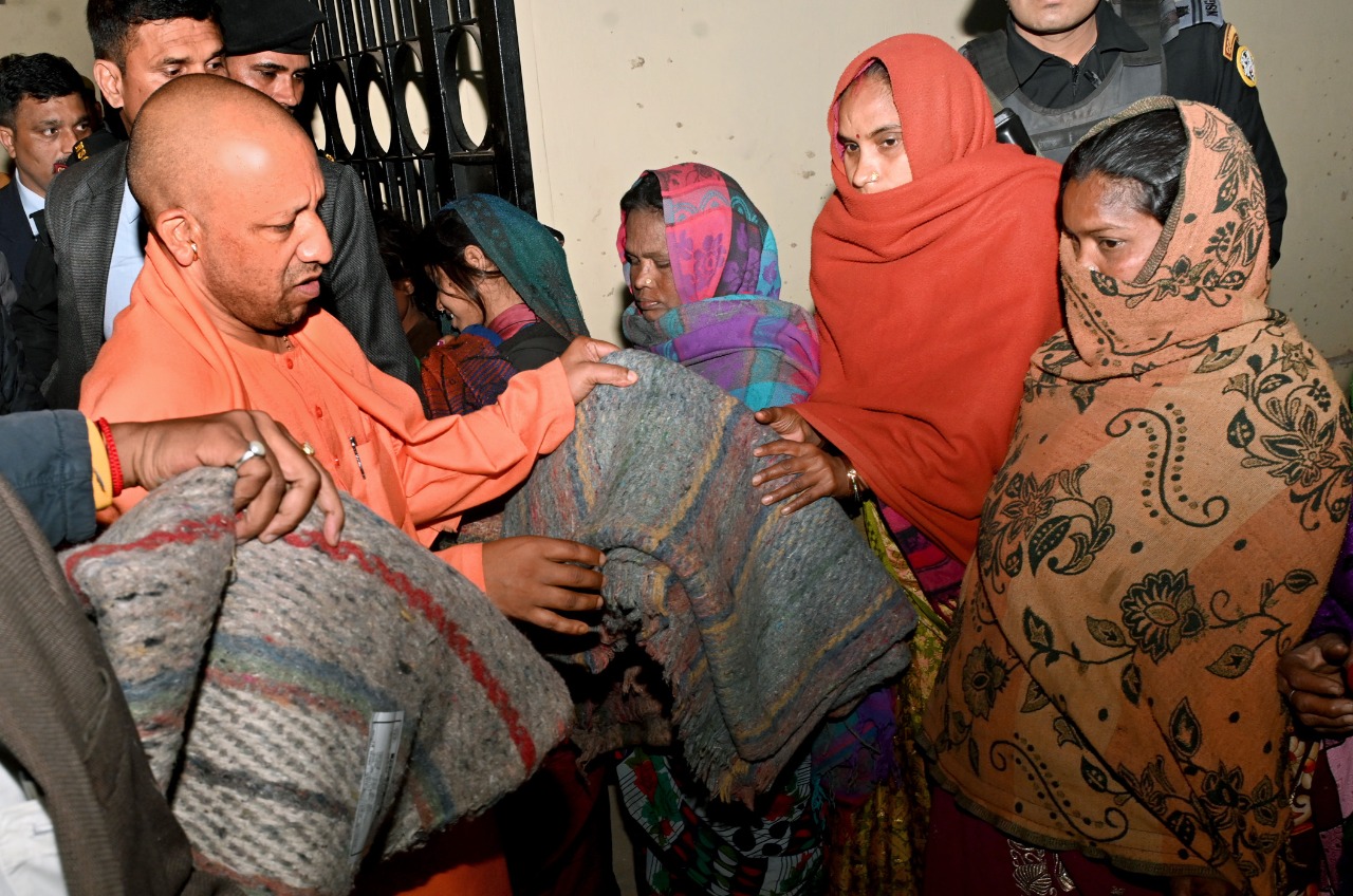 CM Yogi in varanasi