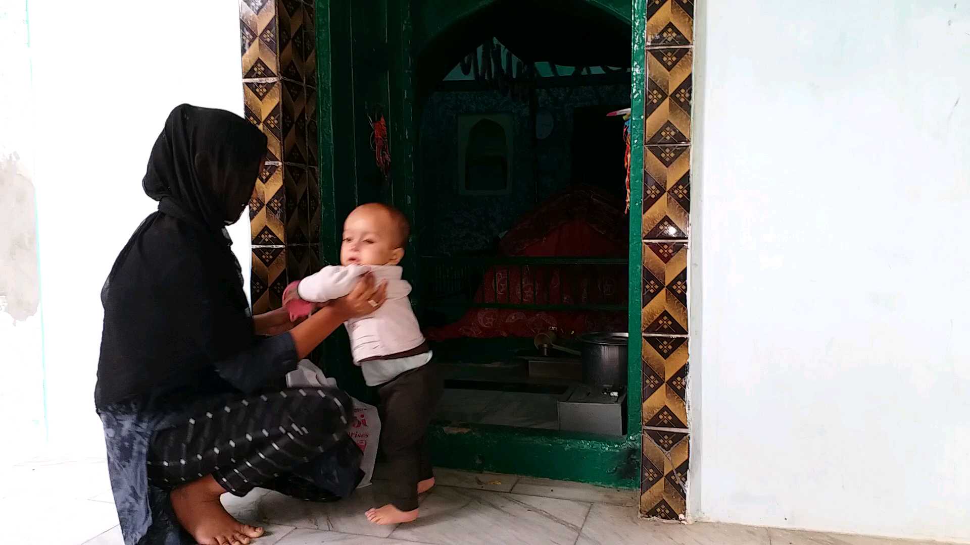 Unique shrine of Banaras where children are healed