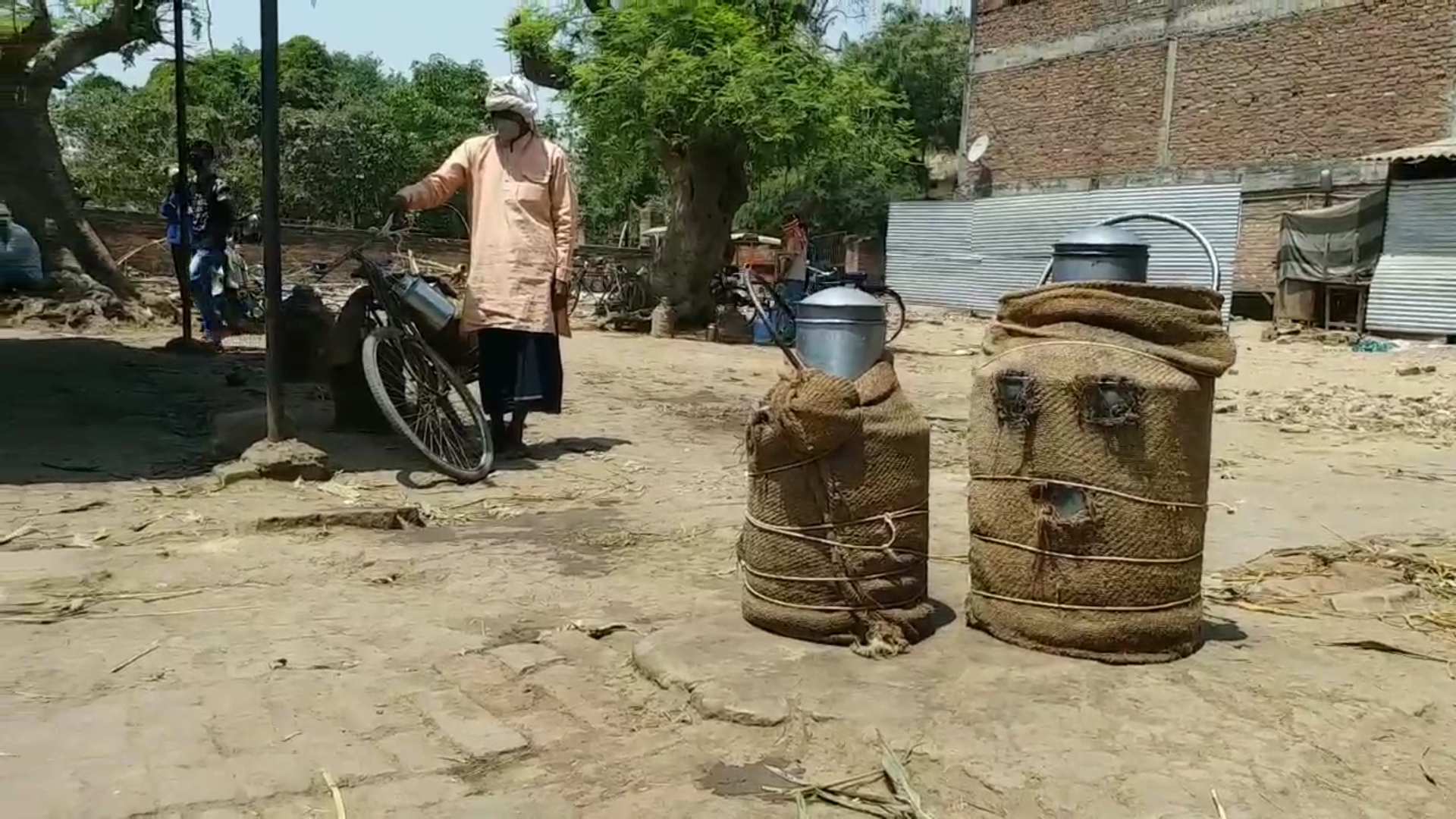 due to hotspot area milk and vegetables market transferred in varanasi