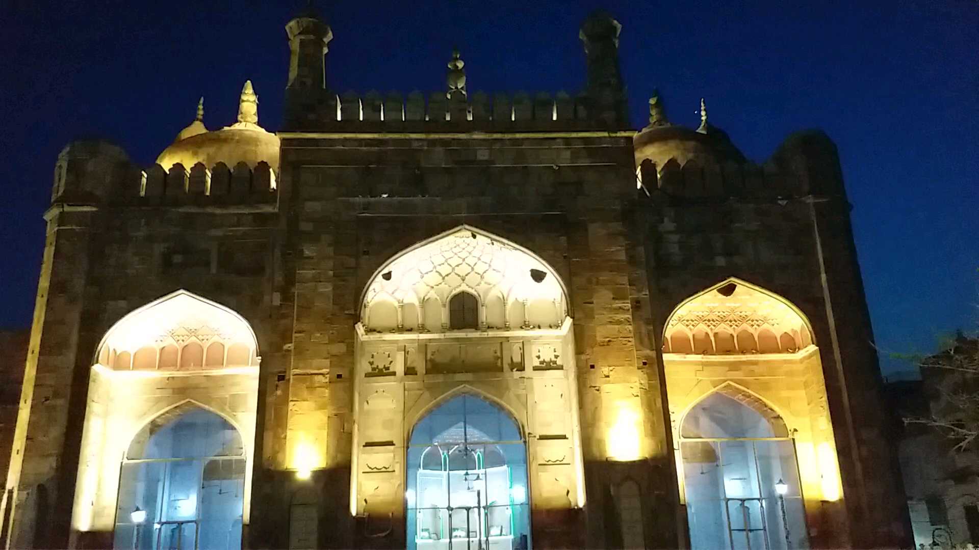 معروف ترین تاریخی دھرھرہ مسجد