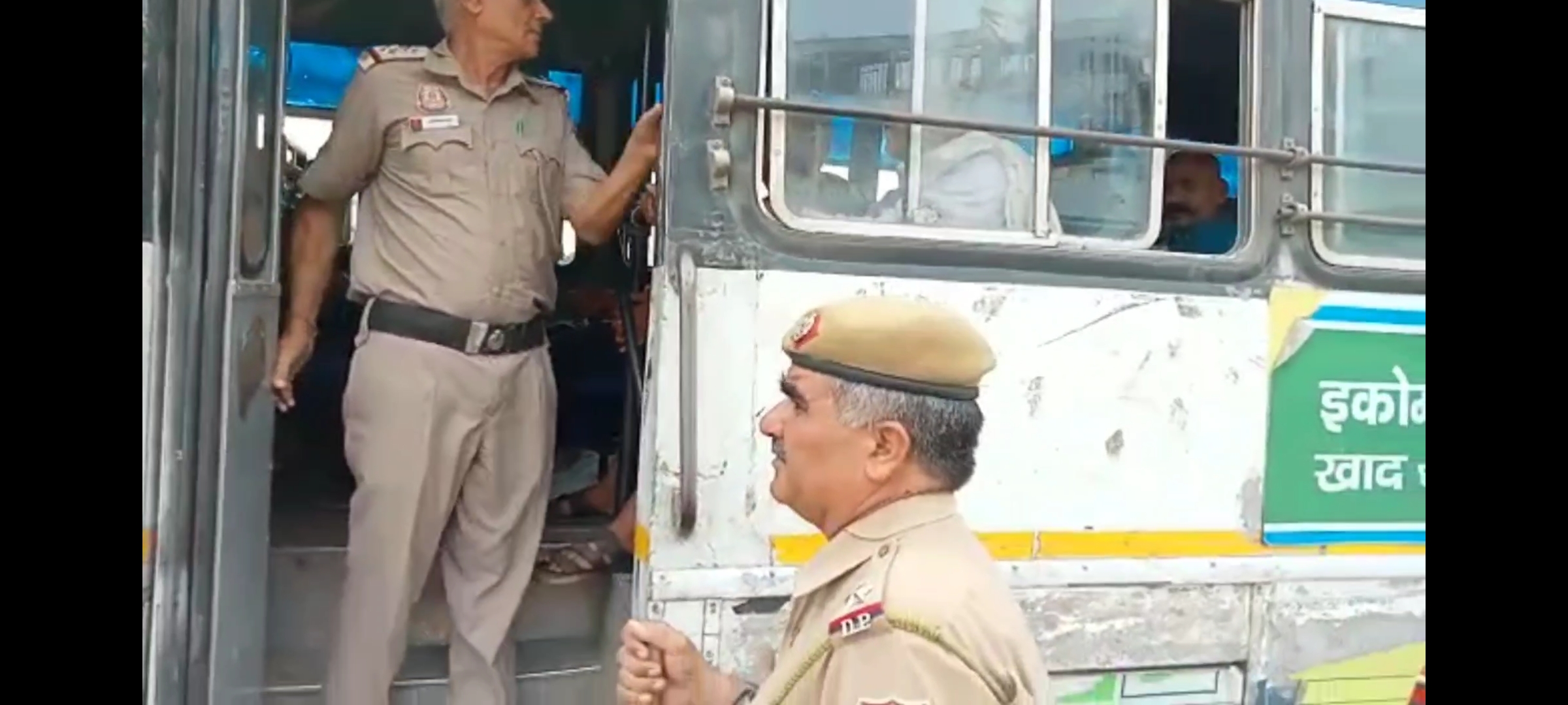 Sanyukt Kisan Morcha Mahapanchayat Security and Police Checking on Delhi Borders