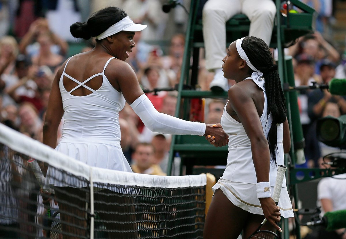 Serena Williams , fined , $10  000  ,damaging  ,Wimbledon  court