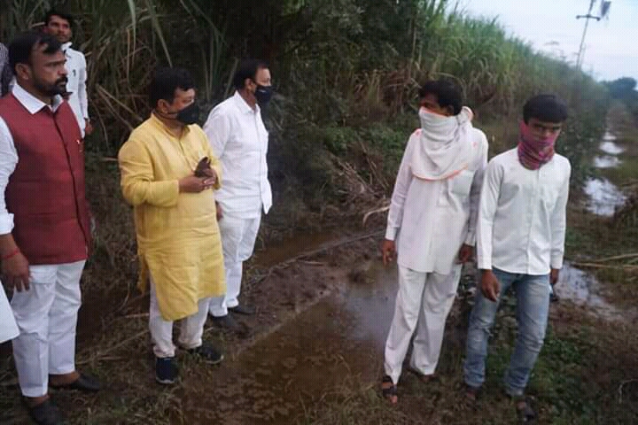 Opposition leader Praveen Darekar inspecting the damaged area