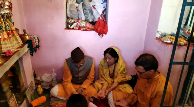 nsa ajit dobhal  offer prayer in pauri