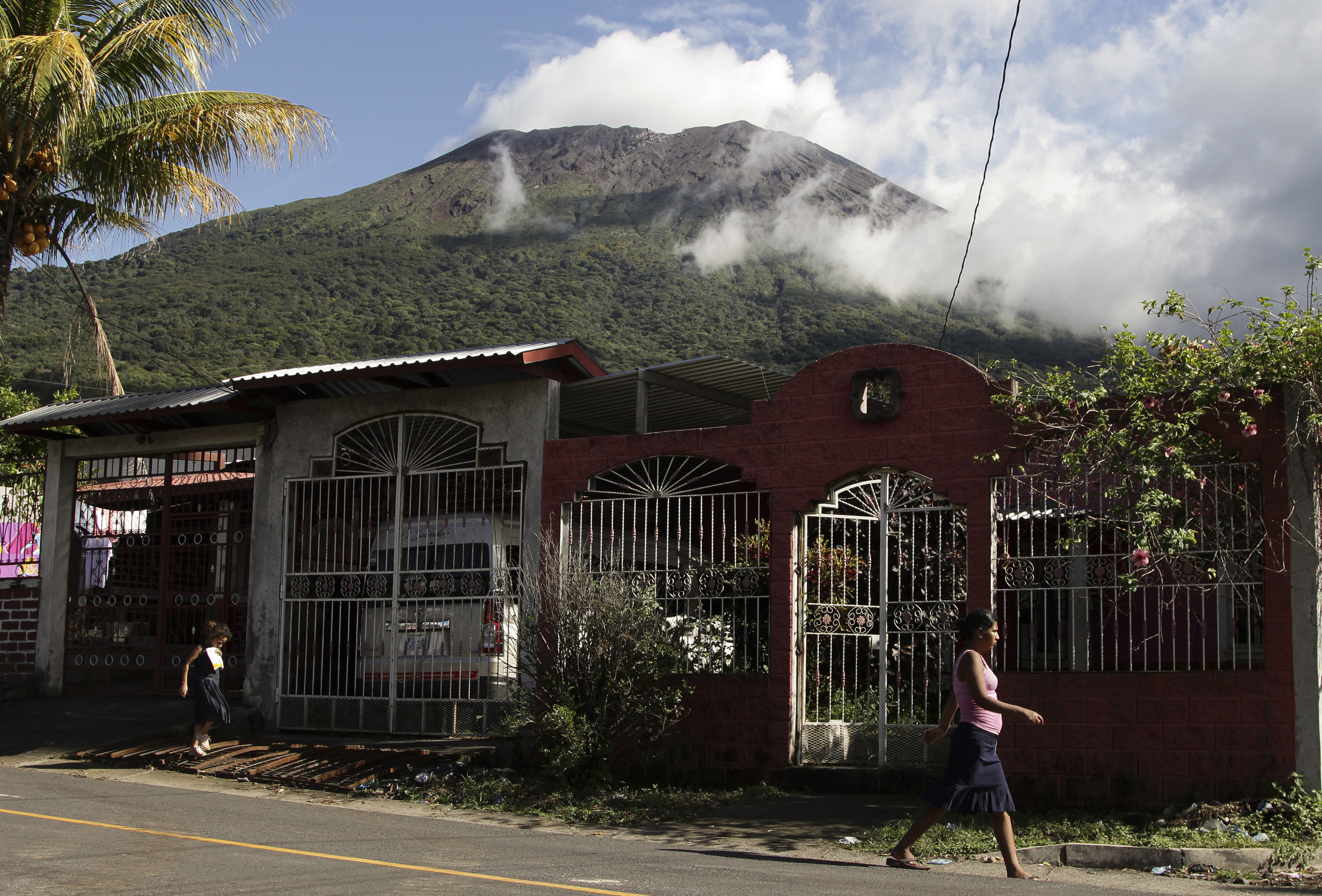 SAN SALVADOR  El Salvador Volcano  El Salvador  Volcano eruption  സാൻ സാൽവഡോർ  എൽ സാൽവഡോർ  കിഴക്കൻ എൽ സാൽവഡോറിൽ അഗ്നിപർവ്വത സ്‌ഫോടനം  അഗ്നിപർവ്വത സ്‌ഫോടനം  അഗ്നിപർവതം  അഗ്നിപർവത സ്‌ഫോടനം  കിഴക്കൻ എൽ സാൽവഡോറിൽ