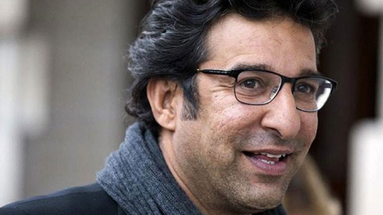 saliva ban news  wasim akram news  വസീം അക്രം വാർത്ത  ഉമിനീർ വിലക്ക് വാർത്ത