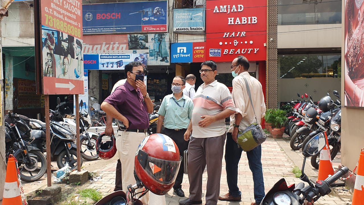 gold loan office robbery: forensic team reached asansol