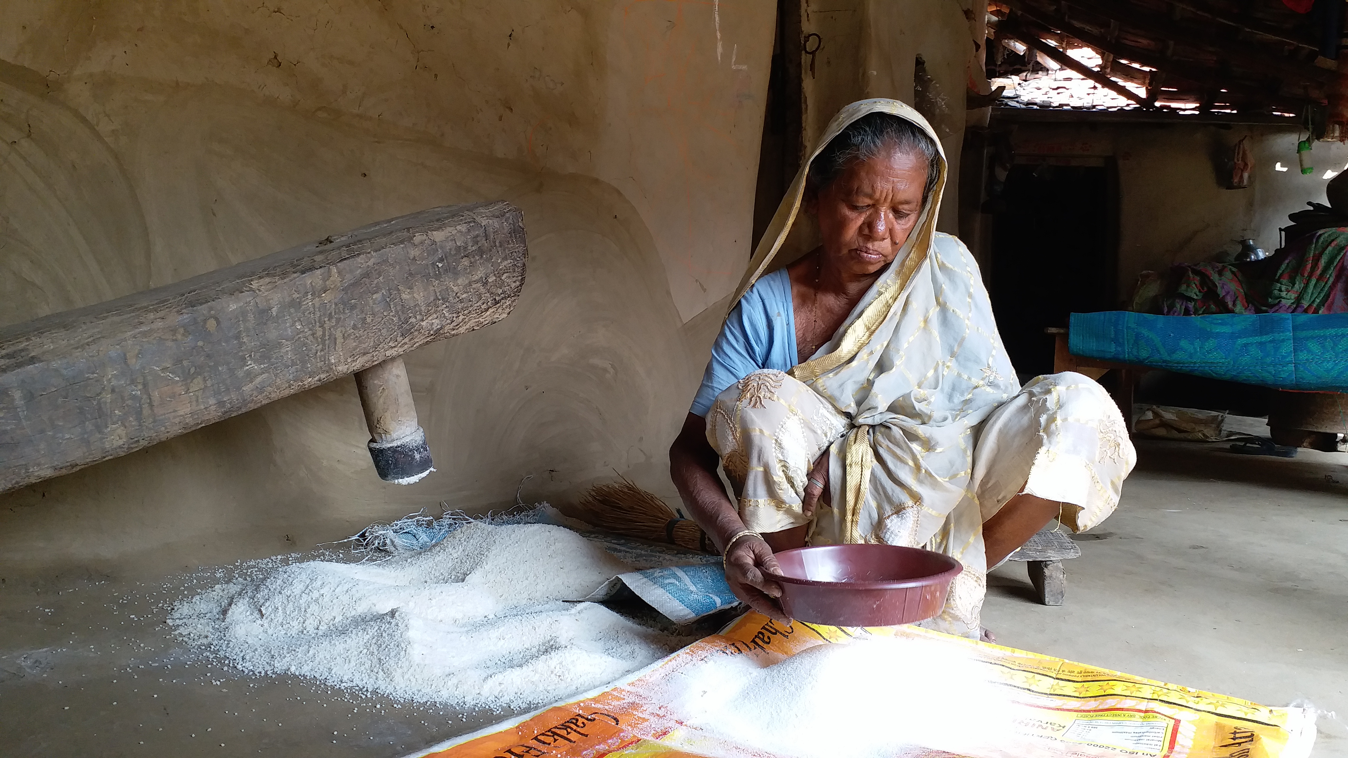 Still now Bauri Family of Kamalpur village uses old rice cutting machine