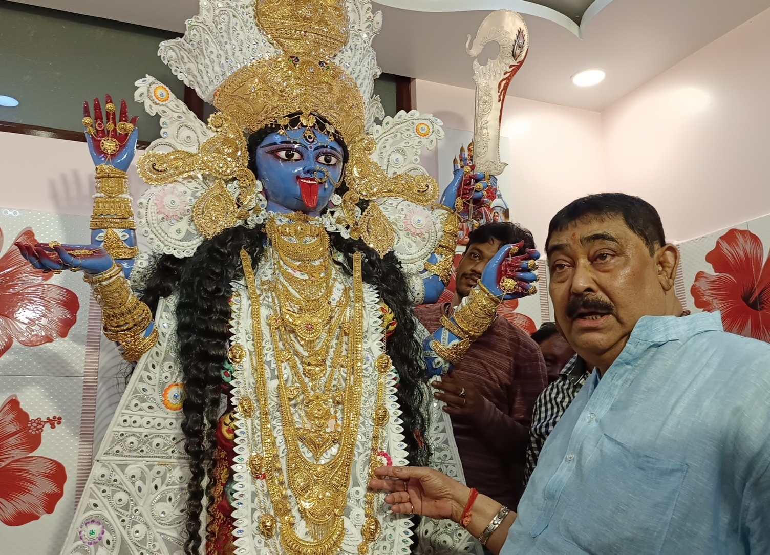 Kali Puja 2022 at TMC Office in Bolpur lost its glory after Anubrata Mondal arrested in Cattle Smuggling Case