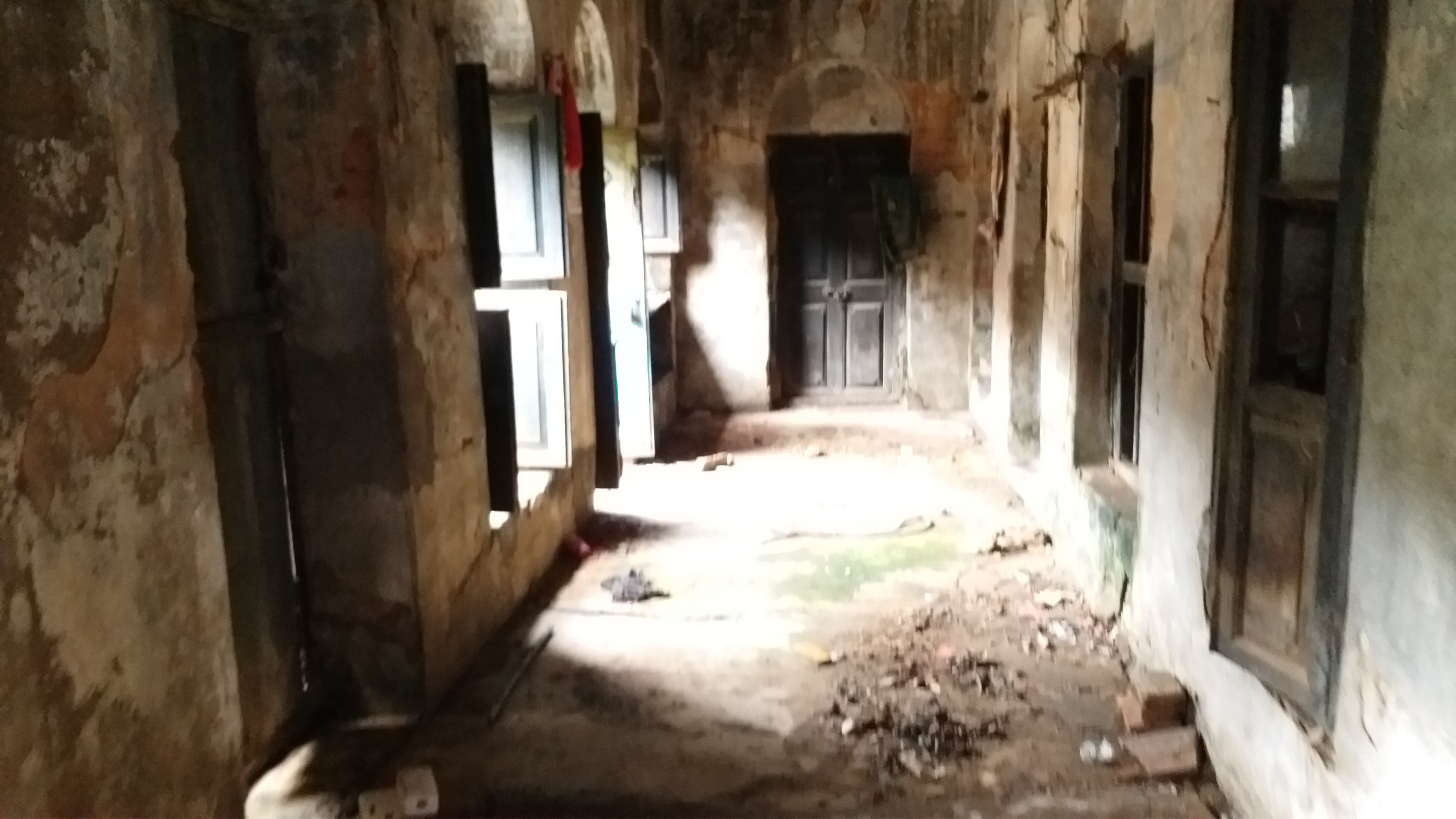 Underground basement in West Bengal