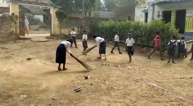 Students do all school works