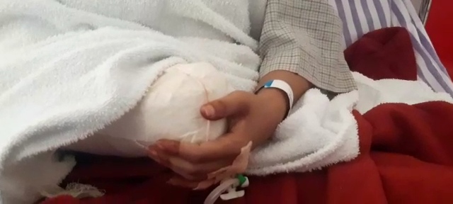 wife wrist cuts husband