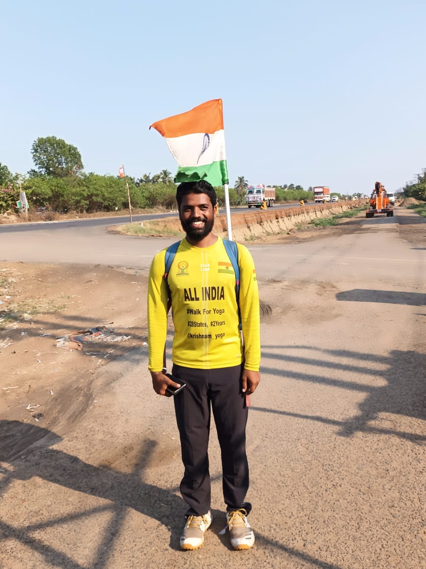 Karnataka man travels across country to preach yoga