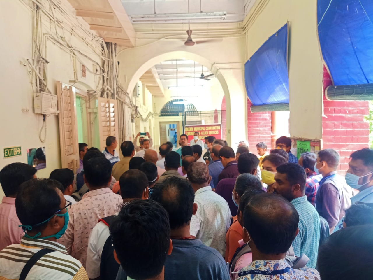 Demonstration procession of engineers in Kolkata Municipal Corporation