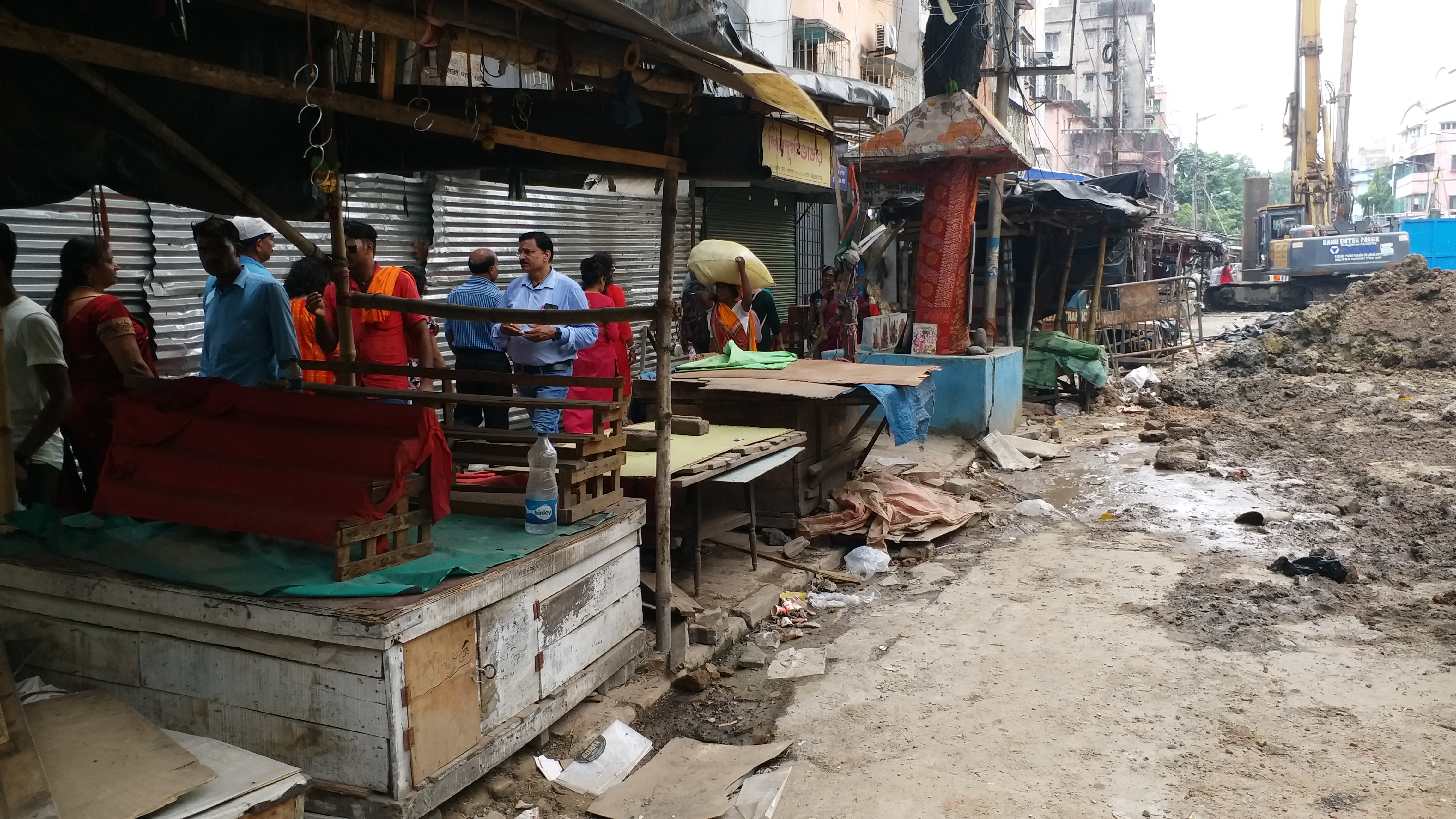 Hawker Problem in Kalighat Skywalk Project