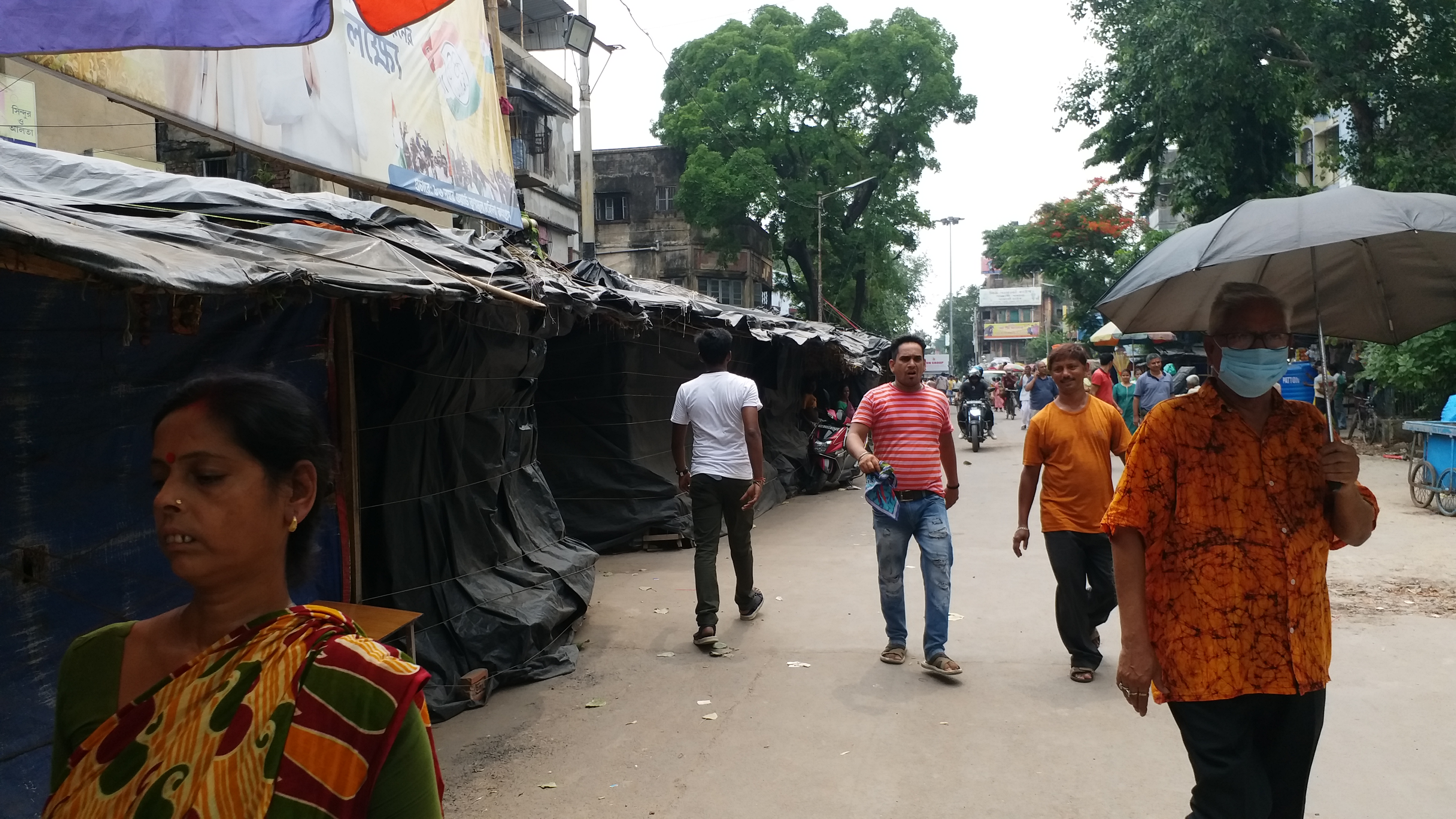 Hawker Problem in Kalighat Skywalk Project