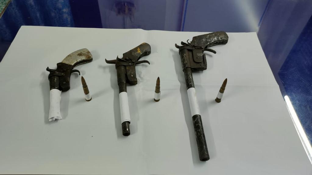 Two youths from Jharkhand arrested with firearms