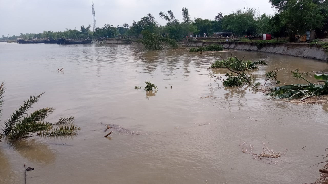 erosion-of-ganges-becoming-nightmare-for-malda-residents