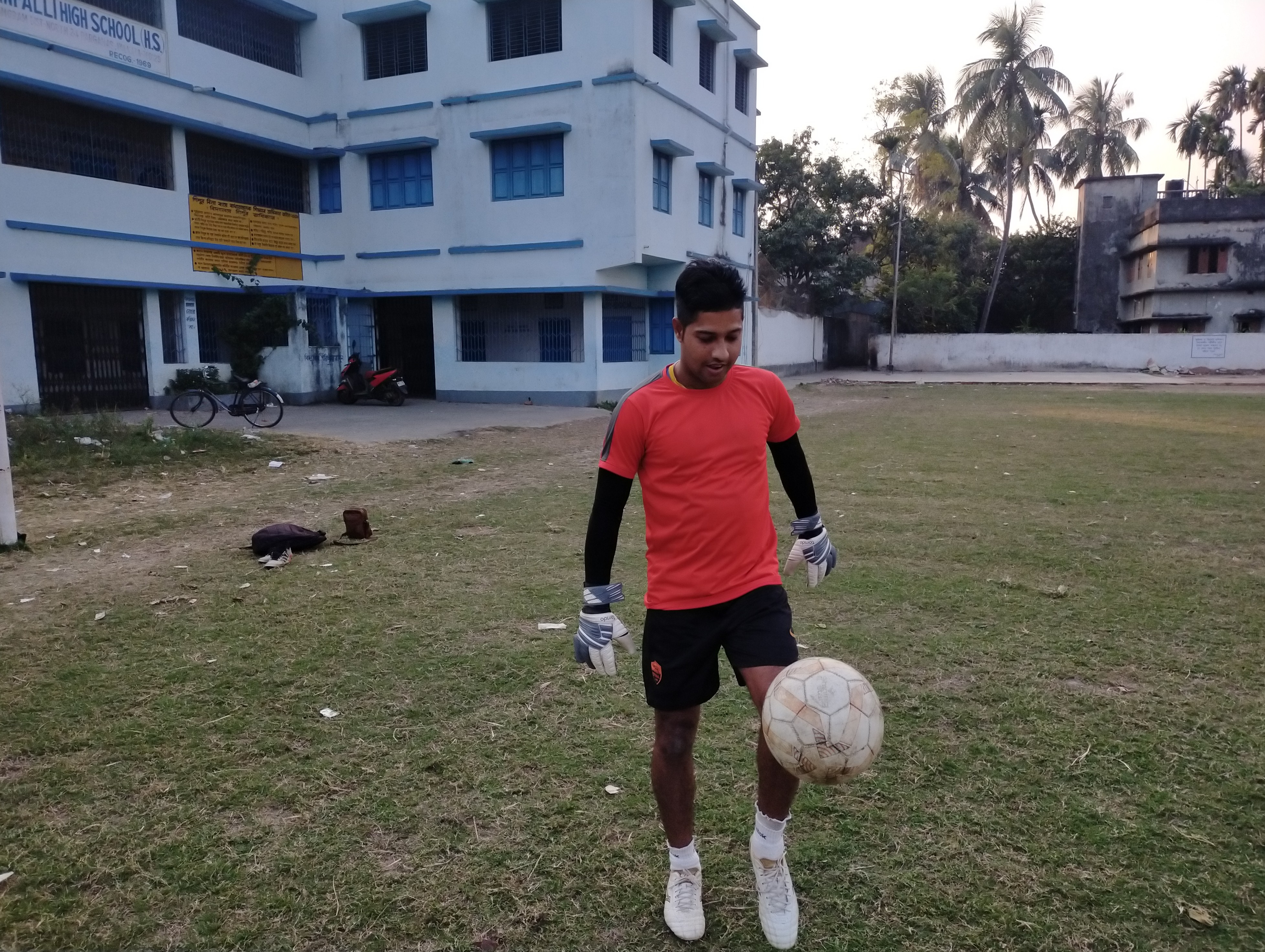 Indian Goalkeeper of Homeless Football World Cup 2010 is now Auto Driver