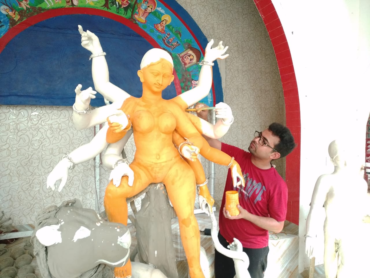 Barasat Doctor making Durga idol since seven years
