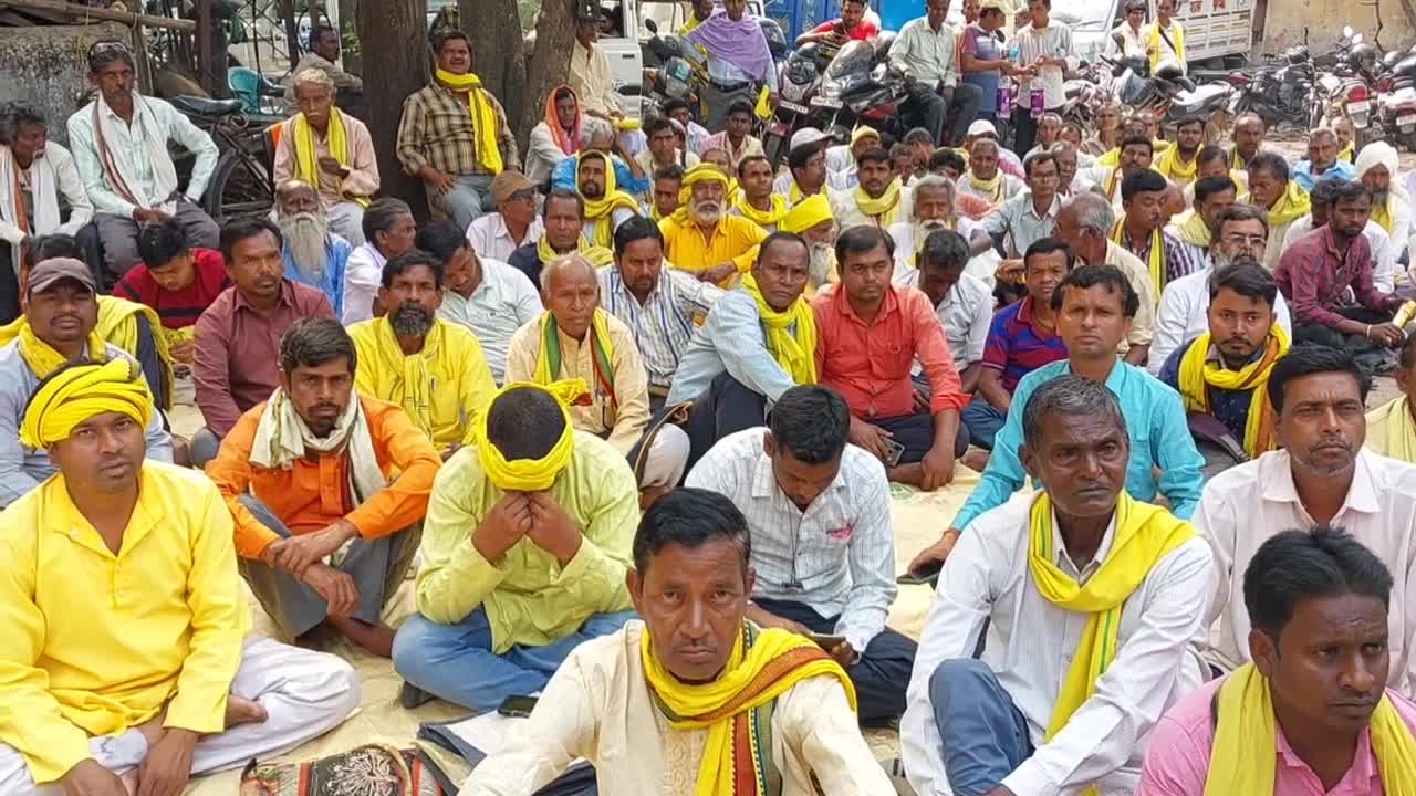 Tribals call for Rail Blockade